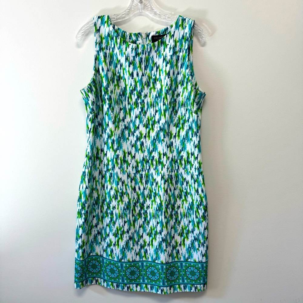 Perceptions New York Sleeveless Sheath Dress White Blue Green Medallion Hem 12